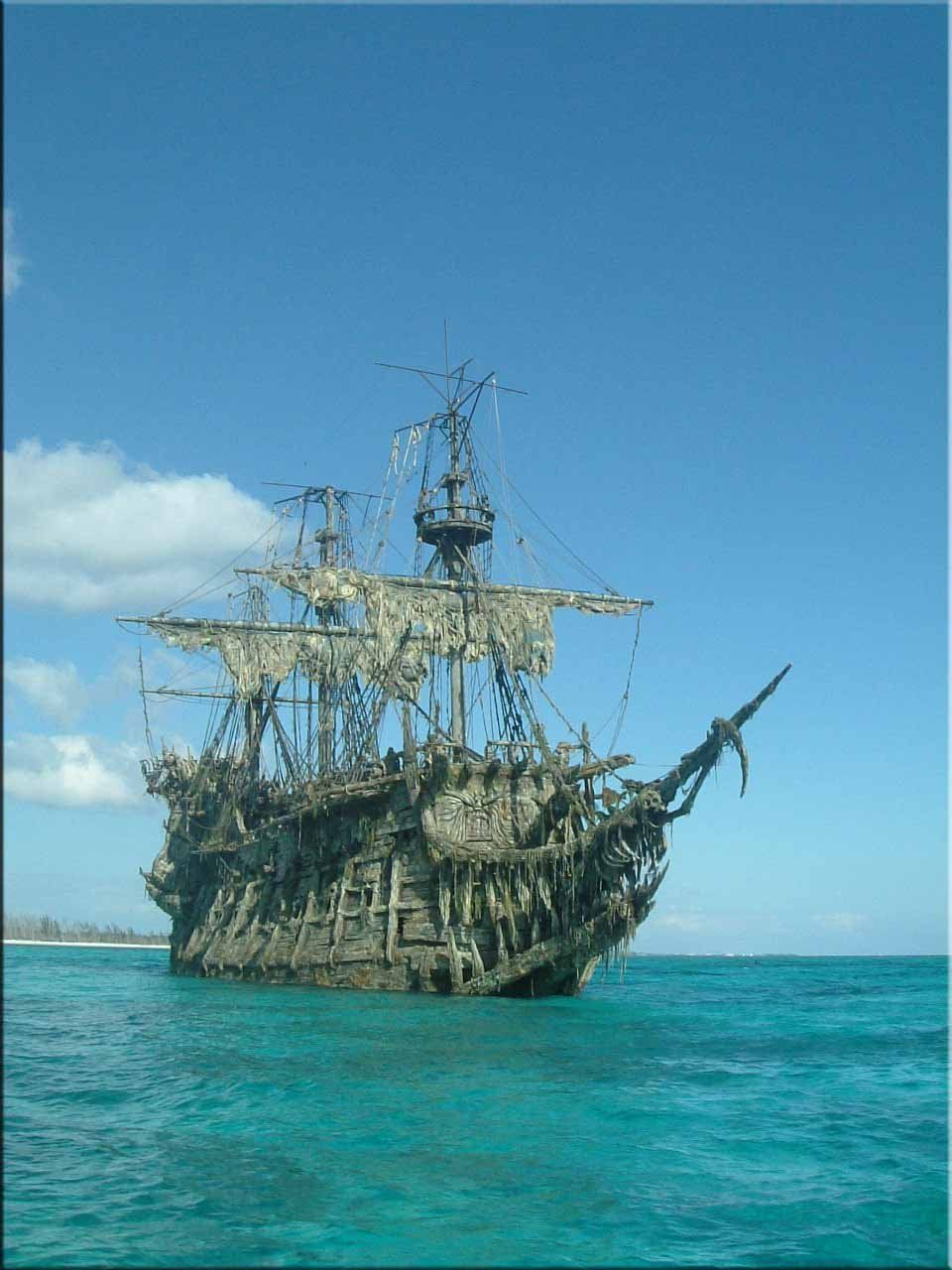 пираты карибского моря все корабли названия