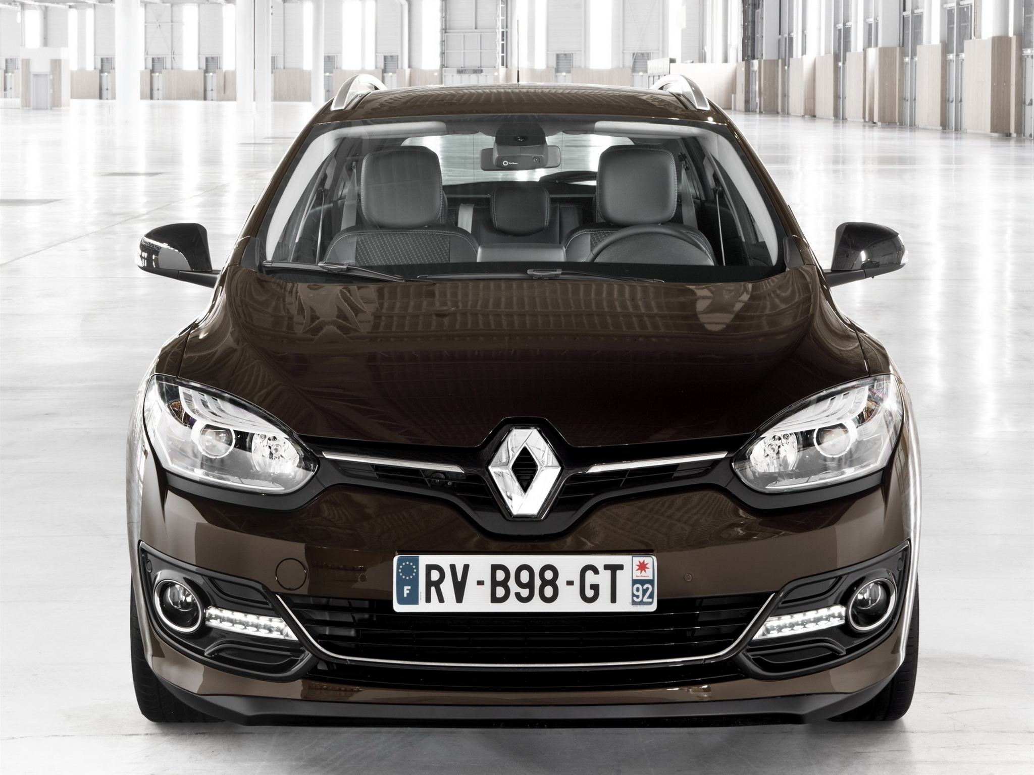 Модели рено меган. Renault Megane 3 2014. Рено Меган 3 2014 года. Рено Меган 2014. Рено Меган 2014 универсал.