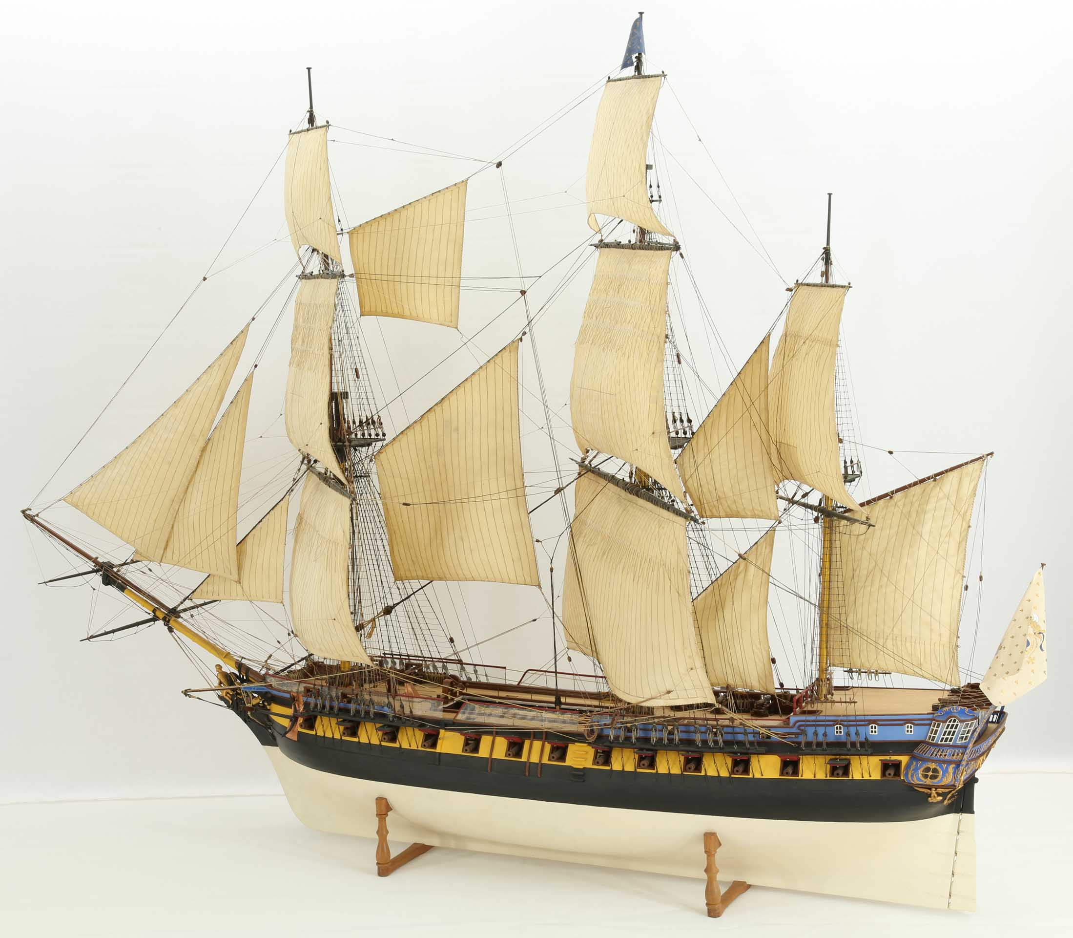 Фрегат 11. Фрегат «Koenig von Preussen», 1750. Французский Фрегат 17 века. Парусный корабль 17 века Фрегат. Французский Фрегат 18 века.