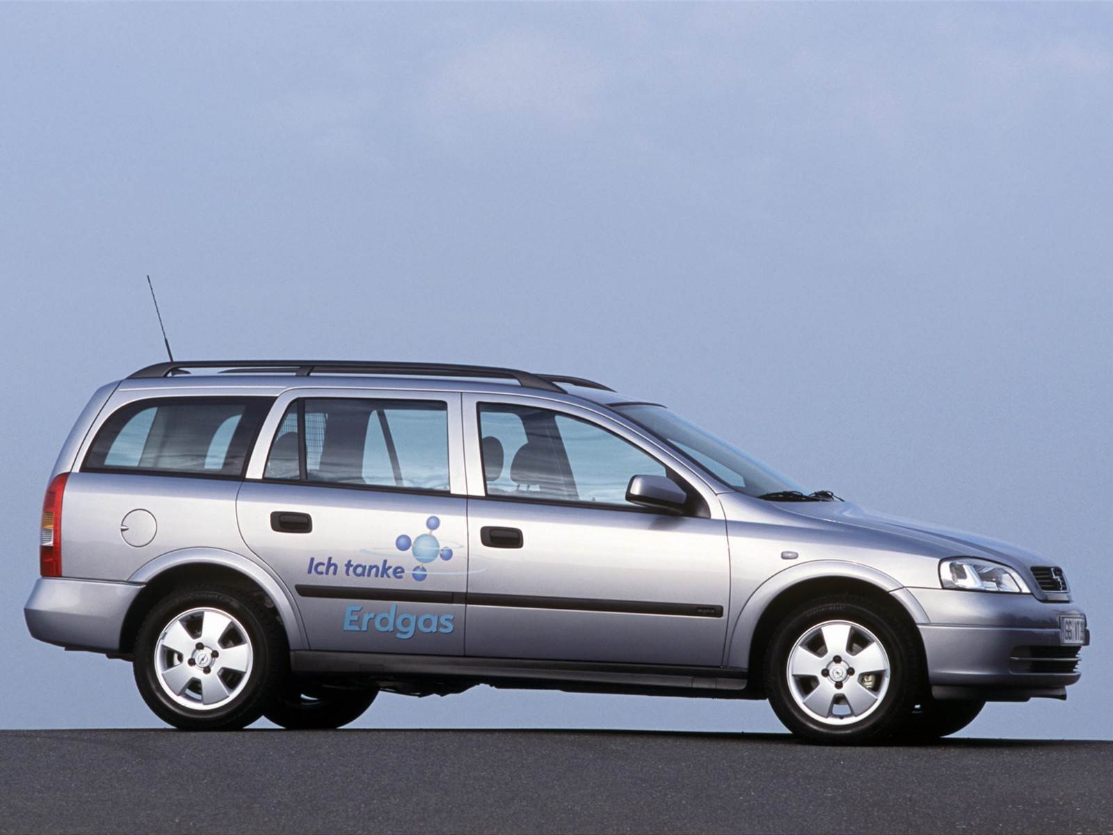 Универсал караван. Opel Astra универсал 1998. Opel Astra g Caravan. Opel Astra g универсал.