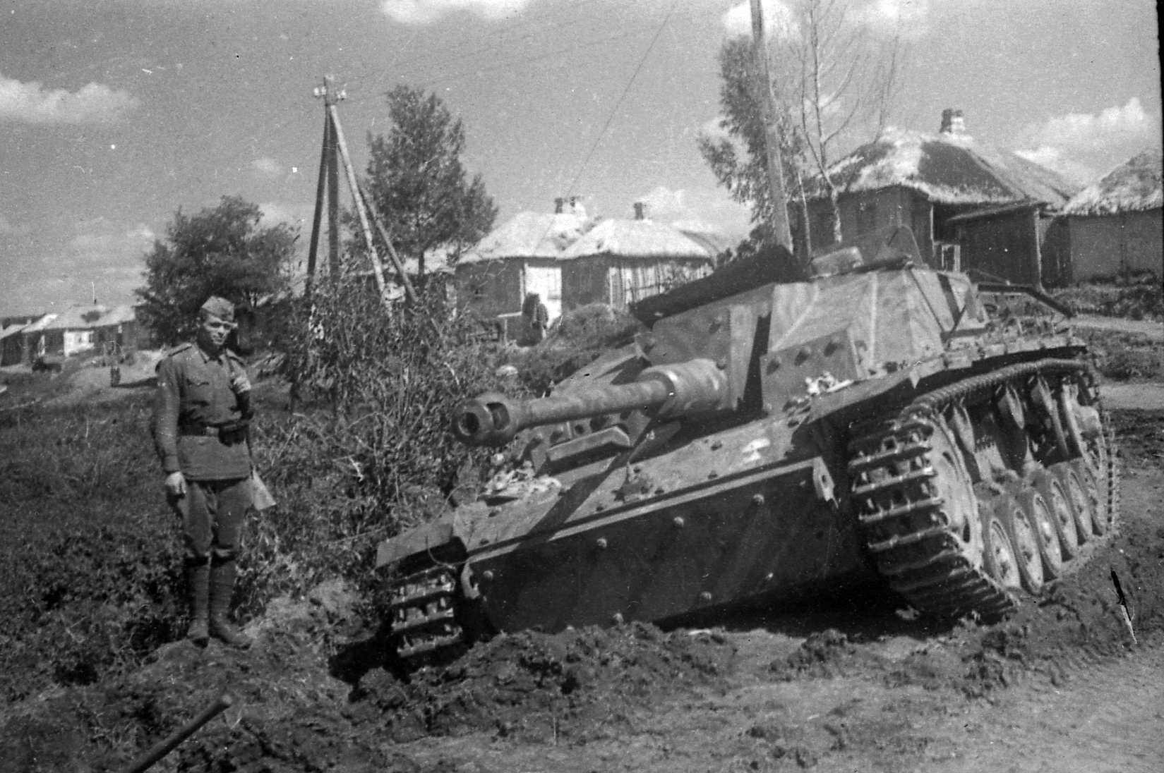 Немецкие танки 1943 года. STUG Курская дуга. STUG 3 Курская дуга. STUG III 1943. Курская битва июль август 1943.