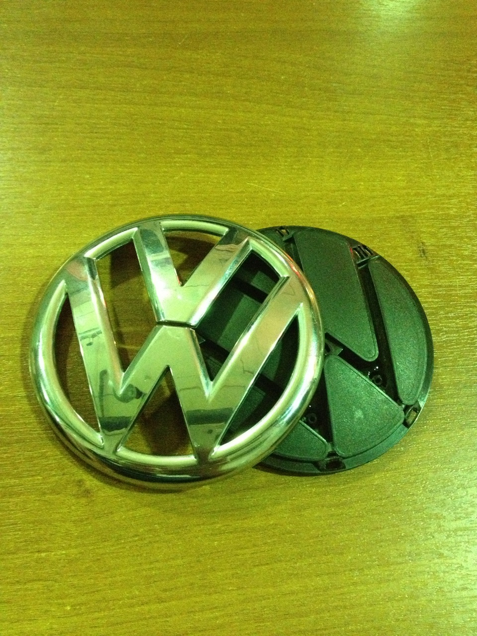 VW Polo значок
