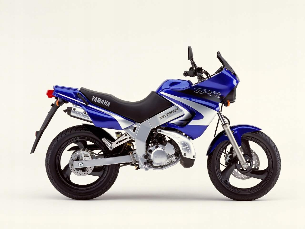Где купить ямаха. Yamaha TDR 125 2001. Мотоцикл Yamaha TDR. Yamaha TDR 50. Мотоцикл Ямаха 125.