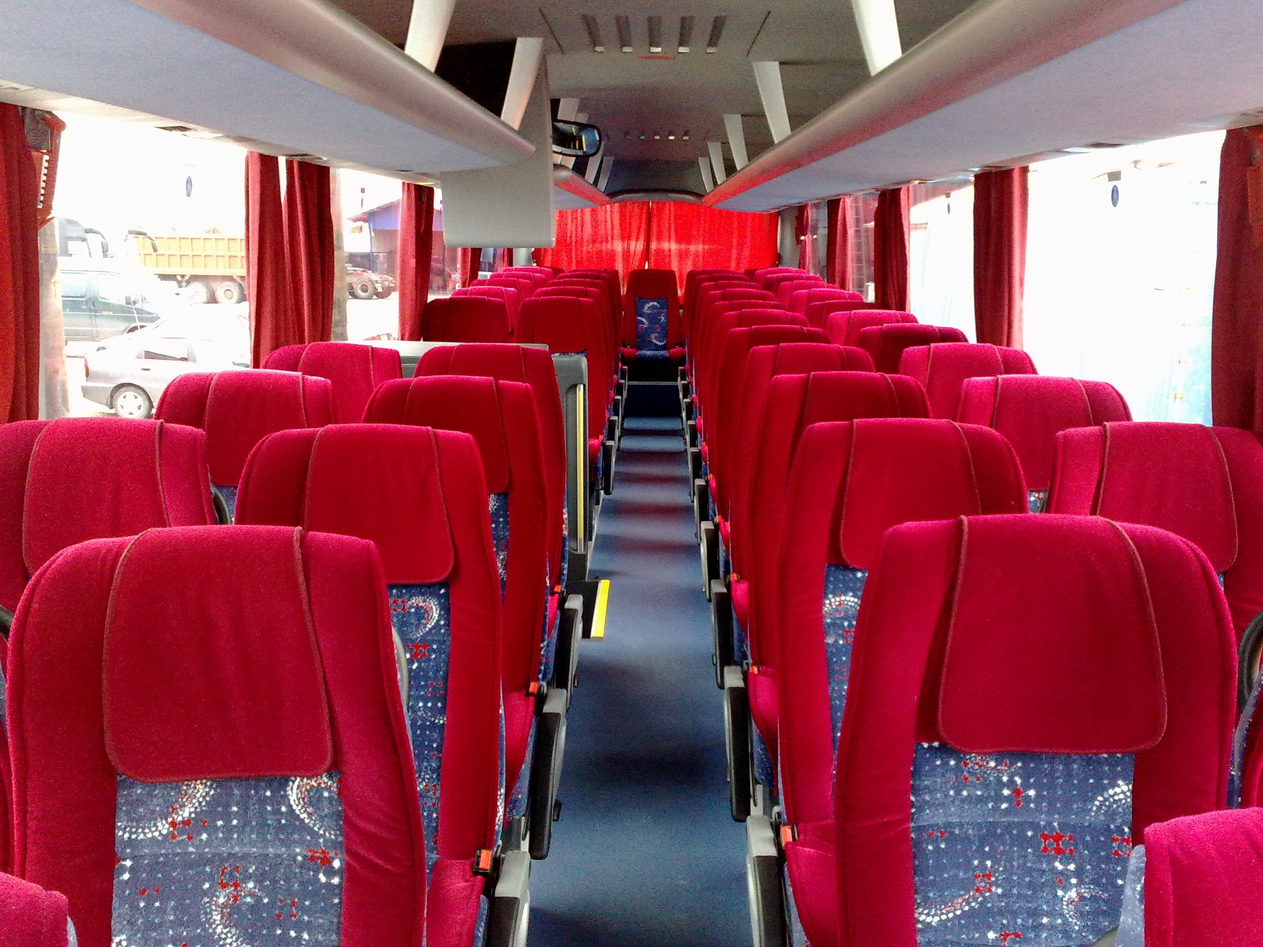 Салон общественного транспорта. Автобус man Lions coach салон. Автобус Higer 6891 салон. Автобус:Volvo Sideral. Автобус экскурсионный Мерседес внутри.