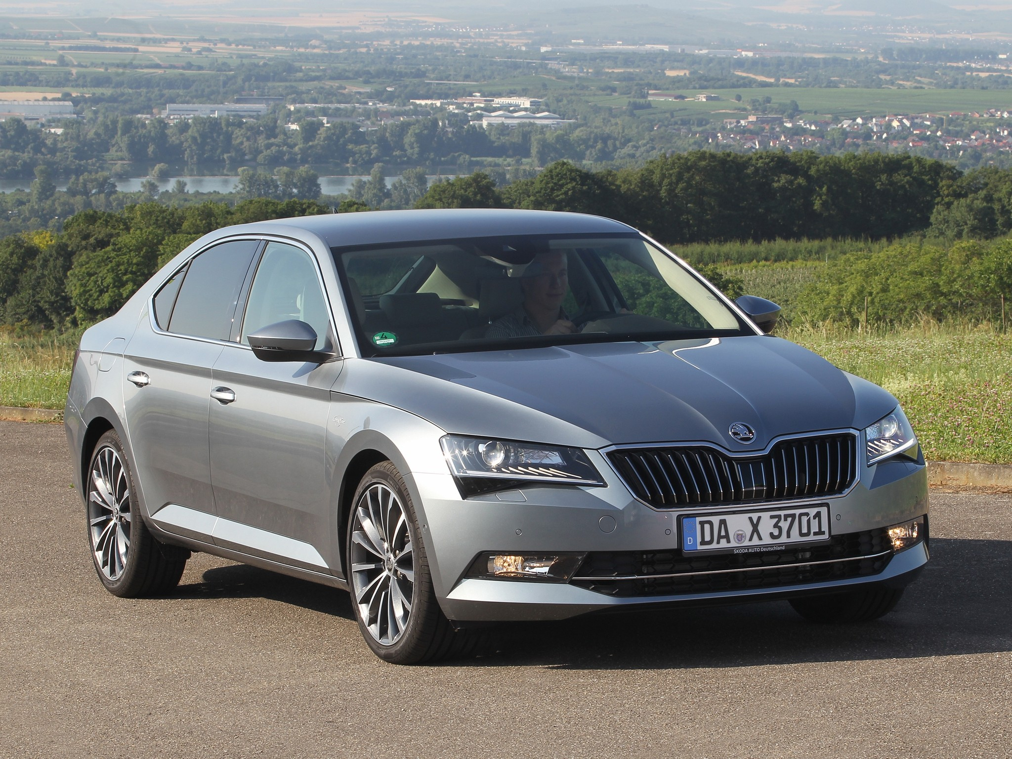 Суперб. Шкода Суперб. Skoda Superb b6. Суперб 2015. Skoda Superb 21.