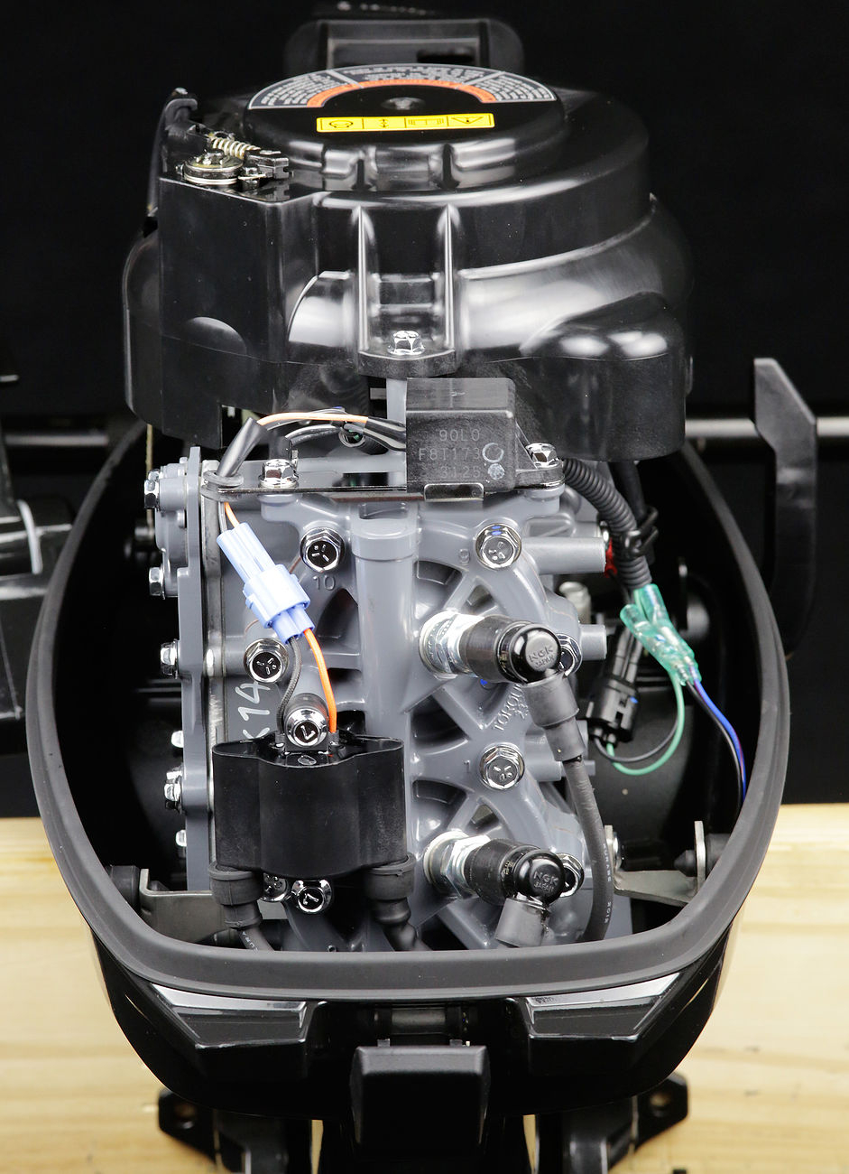 Suzuki DT 9.9 старый