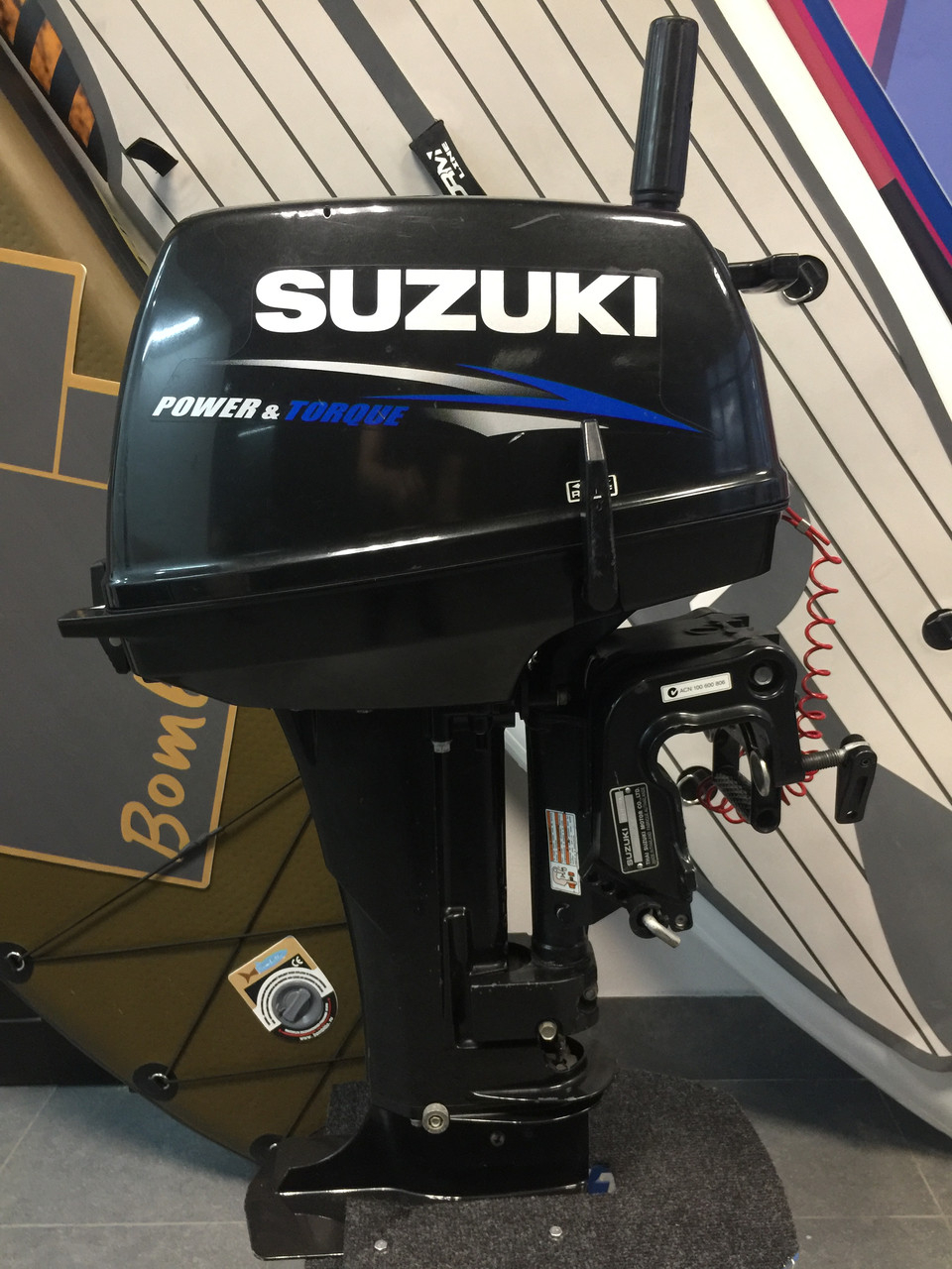 Лодочный мотор Suzuki 9.9