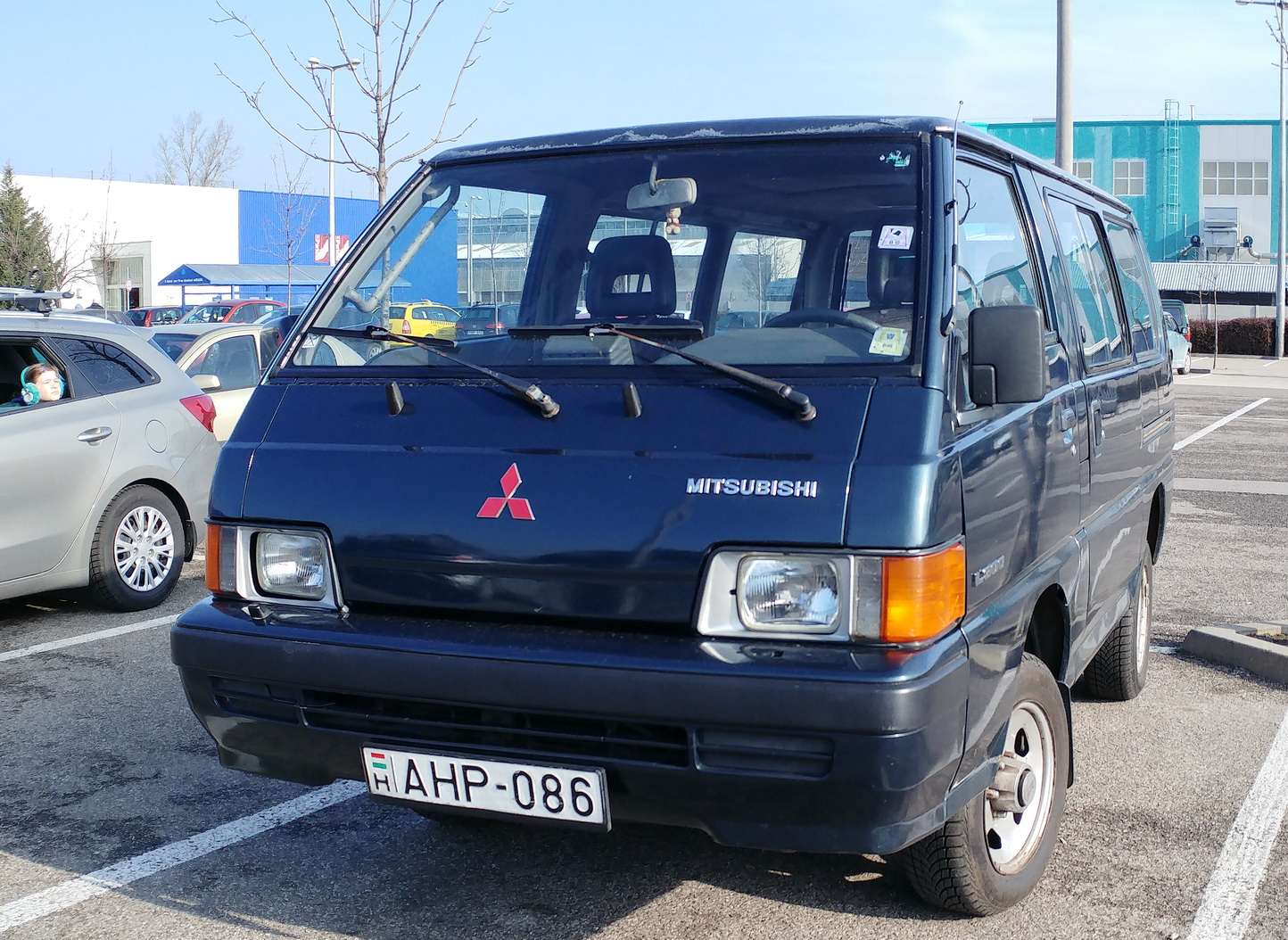 Модель л 300. Митсубиси л300. Mitsubishi l300. Митсубиси 300. Мицубиси л300 фото.