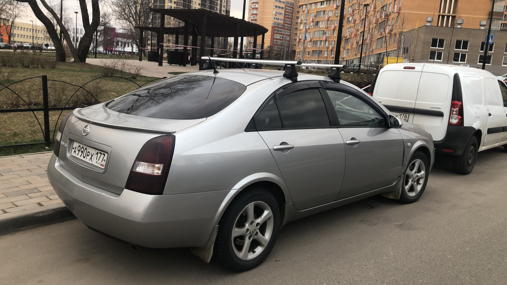 П 12. Nissan primera p12 багажник. Багажник на крышу Nissan primera p12. Рейлинги Ниссан премьера p12 универсал. Thule Nissan primera p12.