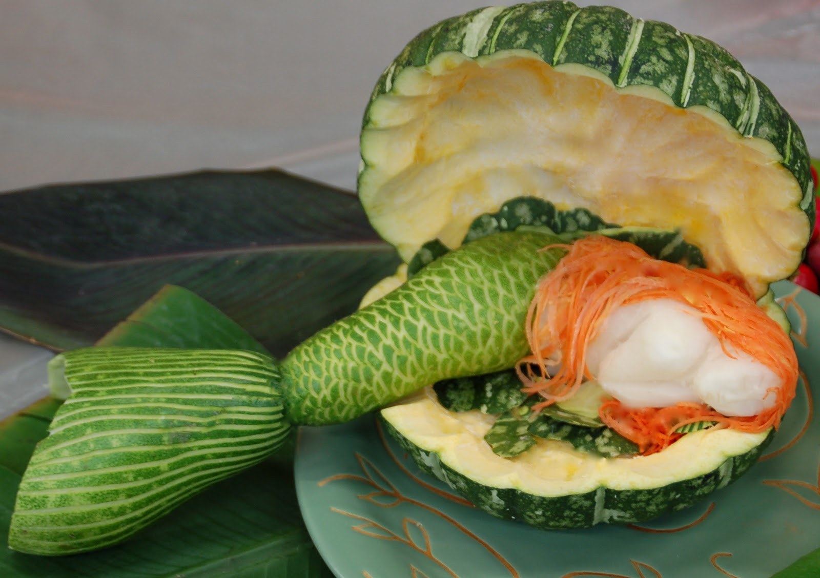 Овощ черепаха. Фигурки из овощей и фруктов. Поделки из овощей. Карвинг из кабачка. Рыба из овощей.