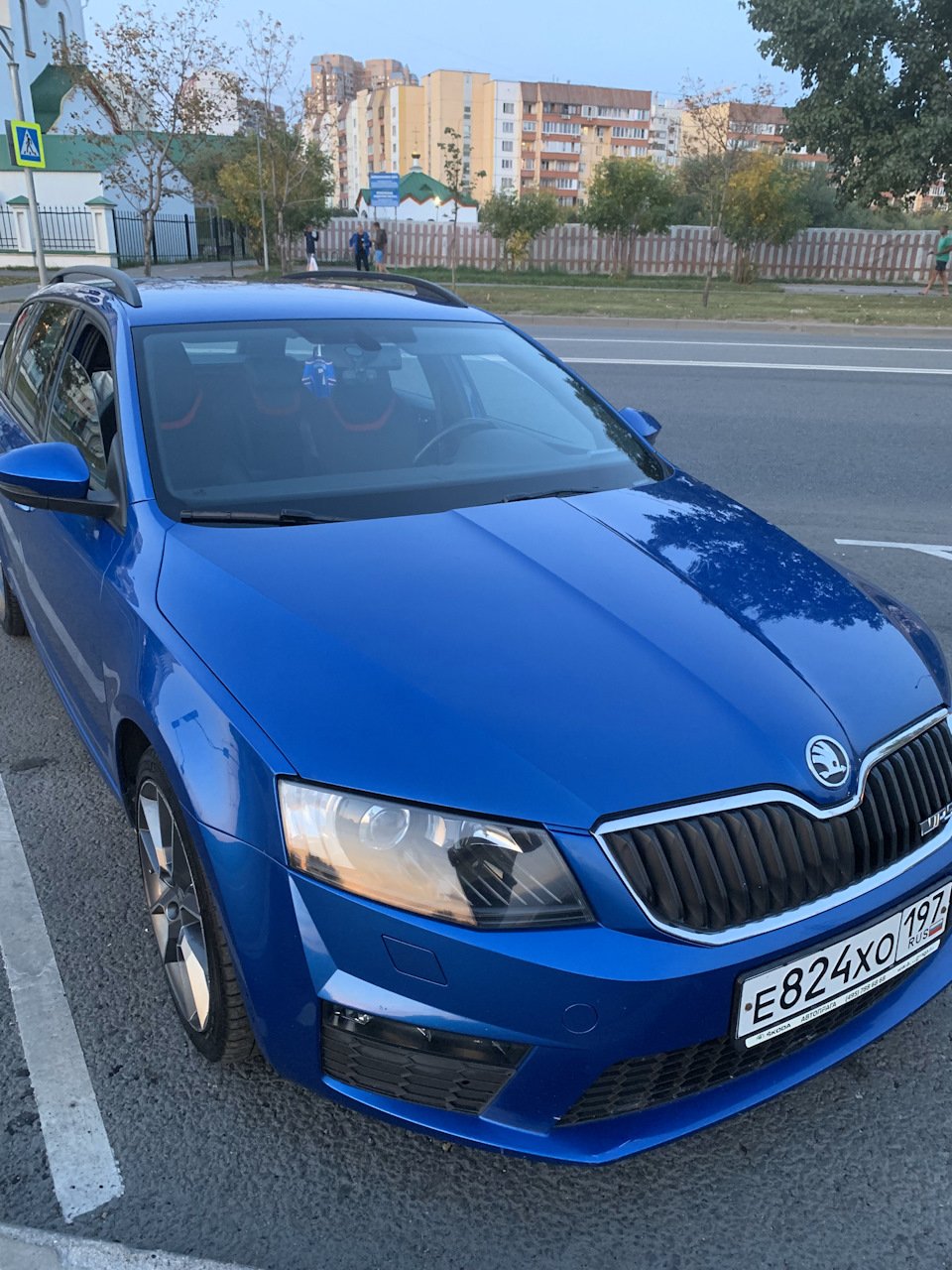 Škoda Octavia синяя