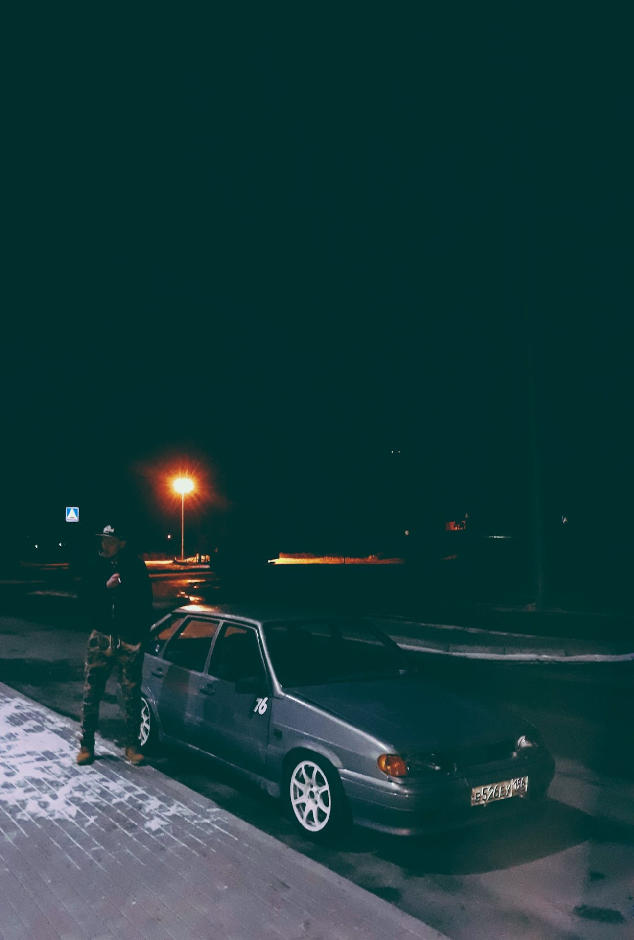 фото ночью возле машины