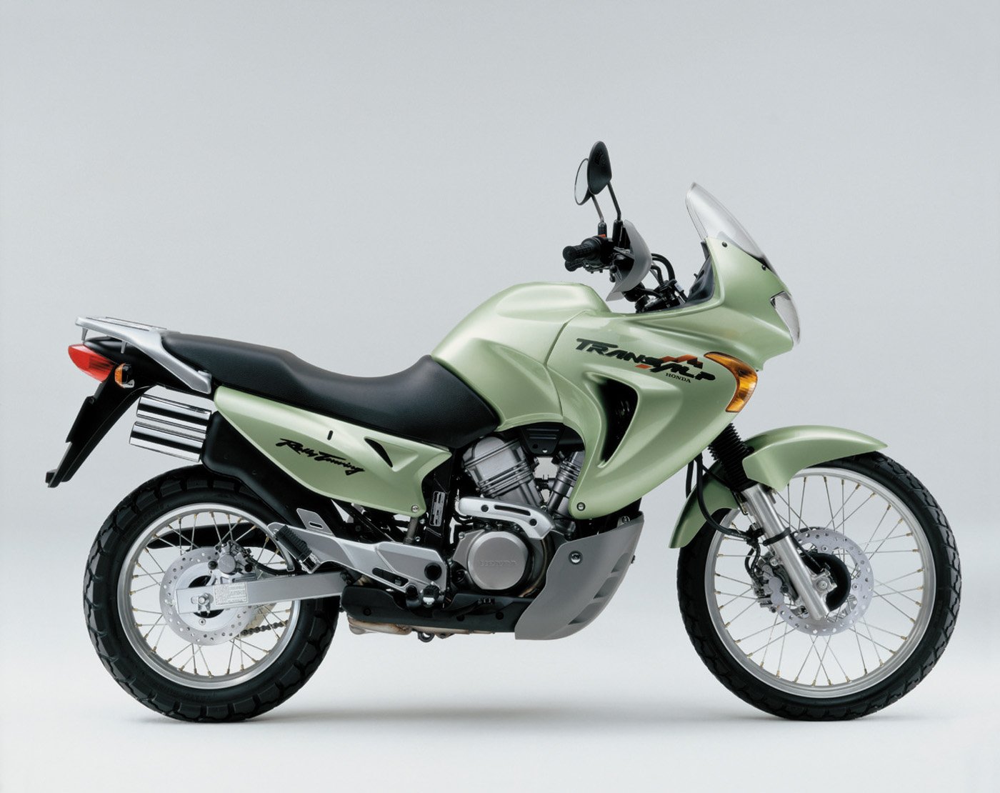 Honda transalp. Honda Transalp 650 2000. Honda Enduro XL 650. Хонда эндуро 650 турист. Transalp 650 зеленый.