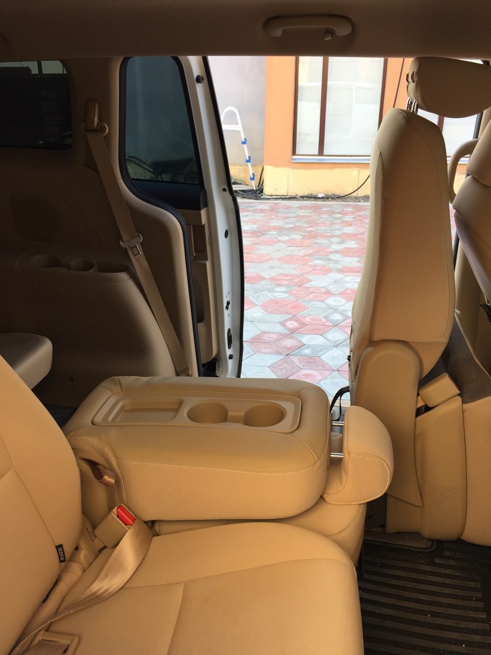 Kia Carnival 2005 салон
