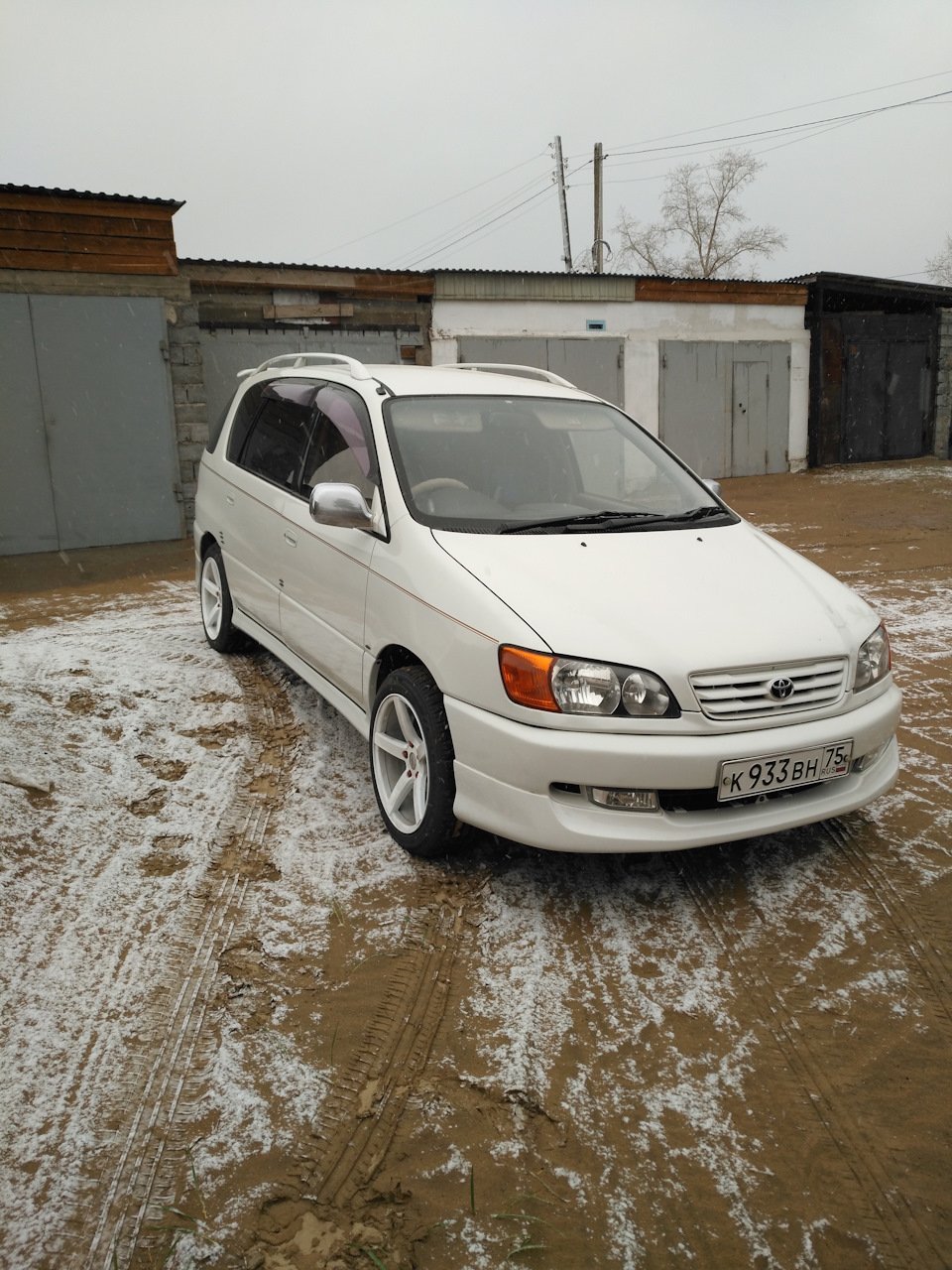 Toyota ipsum 10 кузов