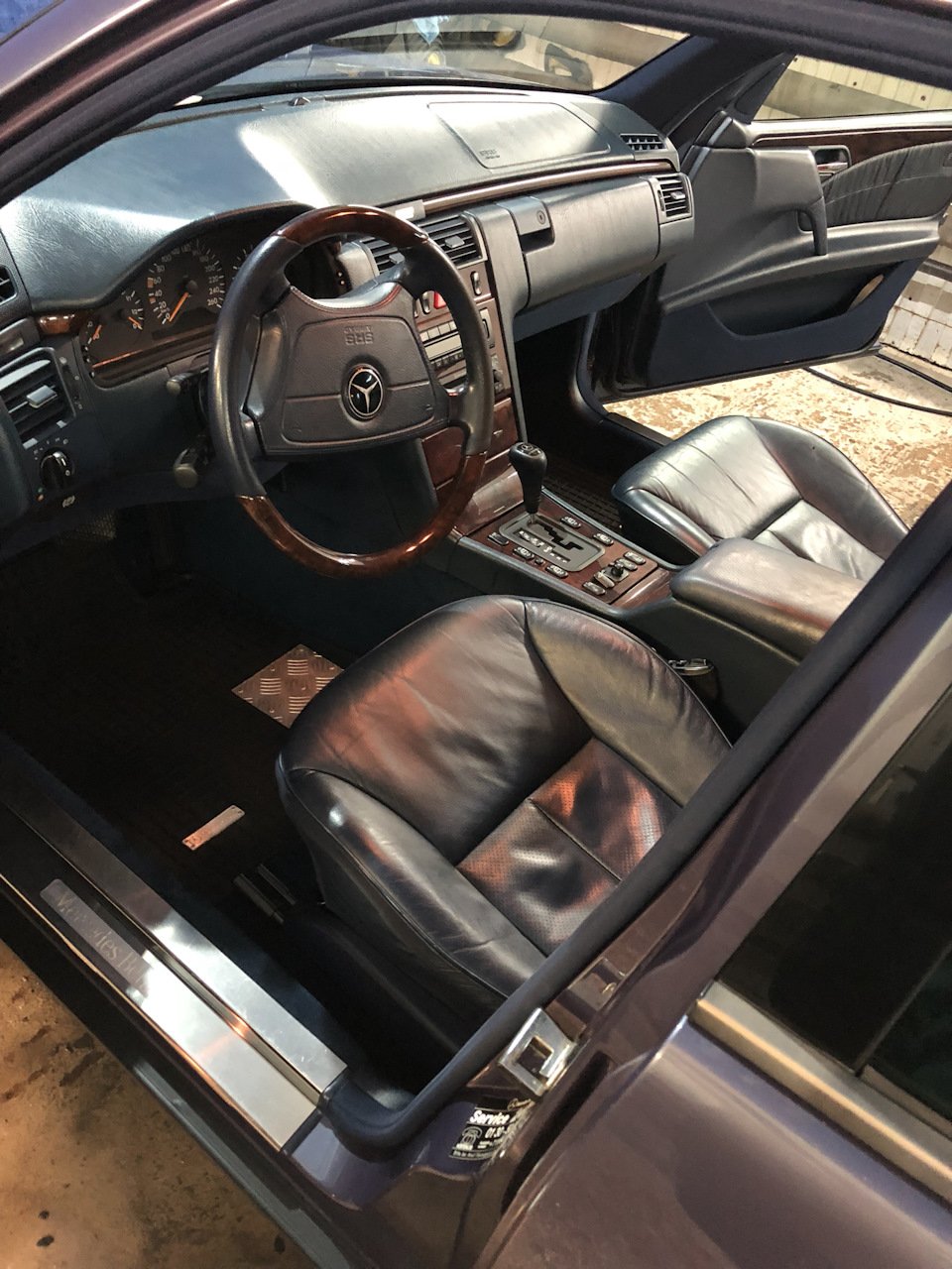 Mercedes-Benz w210 салон