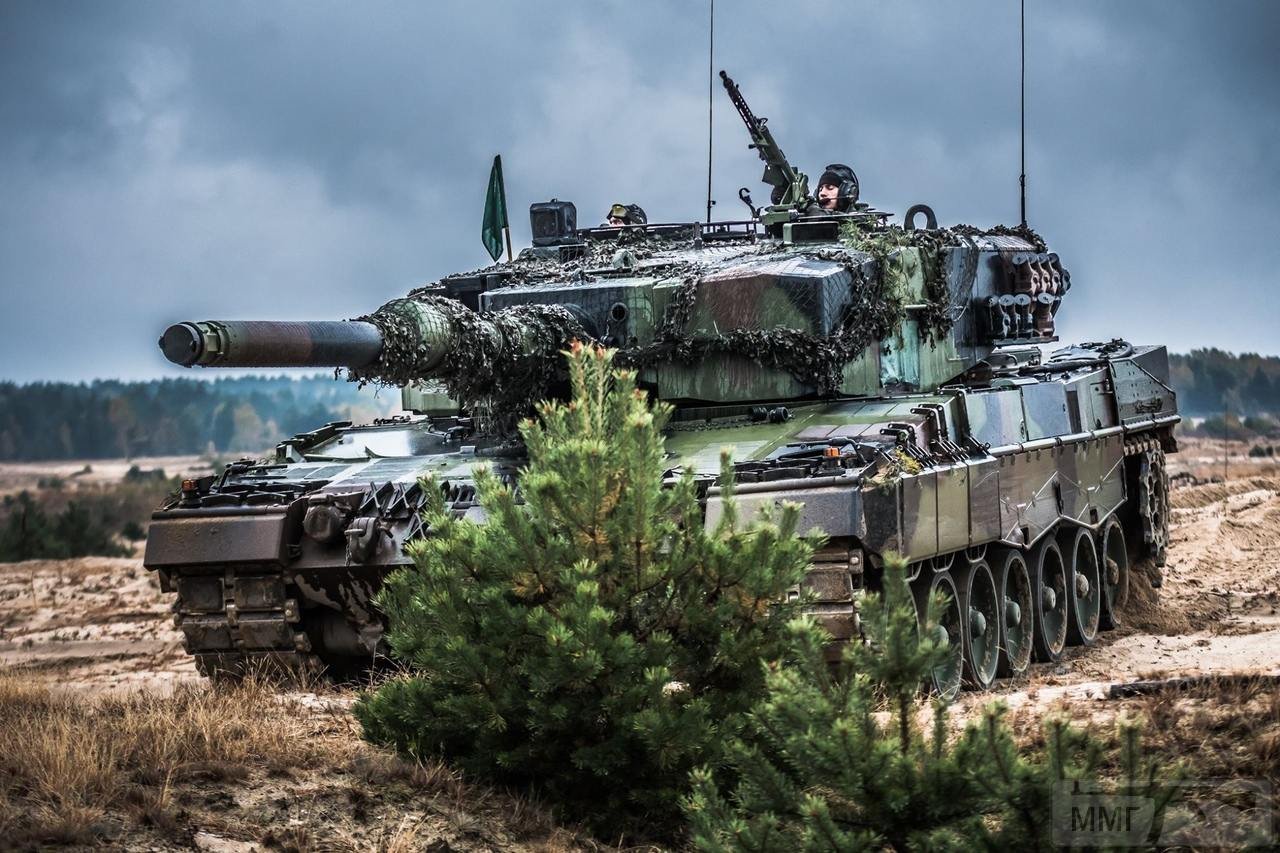 Самые красивые танки. Леопард 2а4. Танк леопард 2а4. Leopard 2a4 Бундесвер. Леопард 2а4 на Украине.