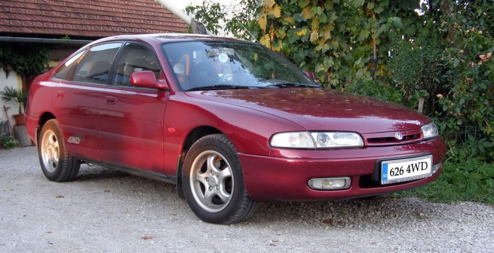 Mazda 626 gf 1993