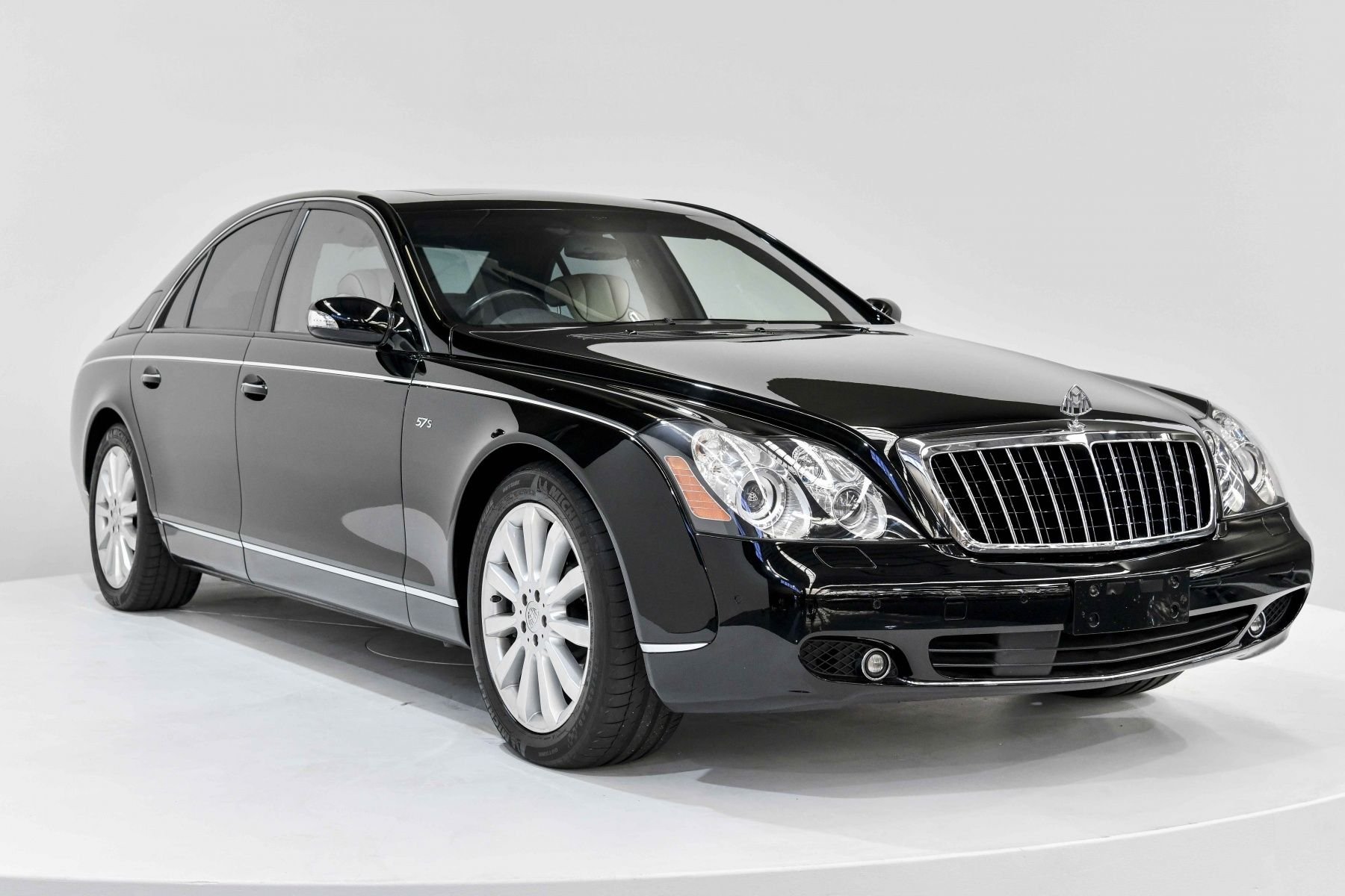 Майбах старый. Мерседес Майбах 2007. Mercedes Maybach 57s. Мерседес Майбах 2006. Maybach 57 2006.