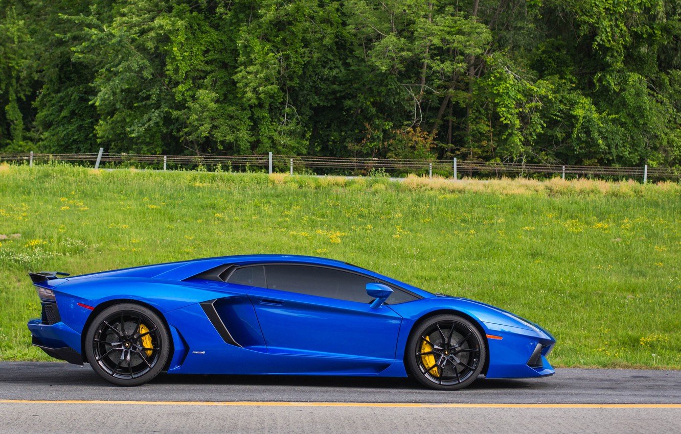 Lamborghini Aventador s синий в Петербурге