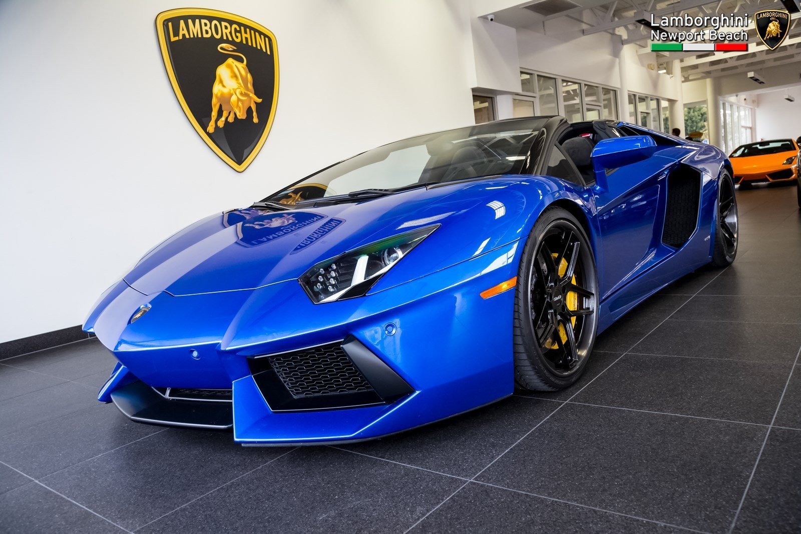 Lamborghini Aventador Roadster lp700 4 Blue