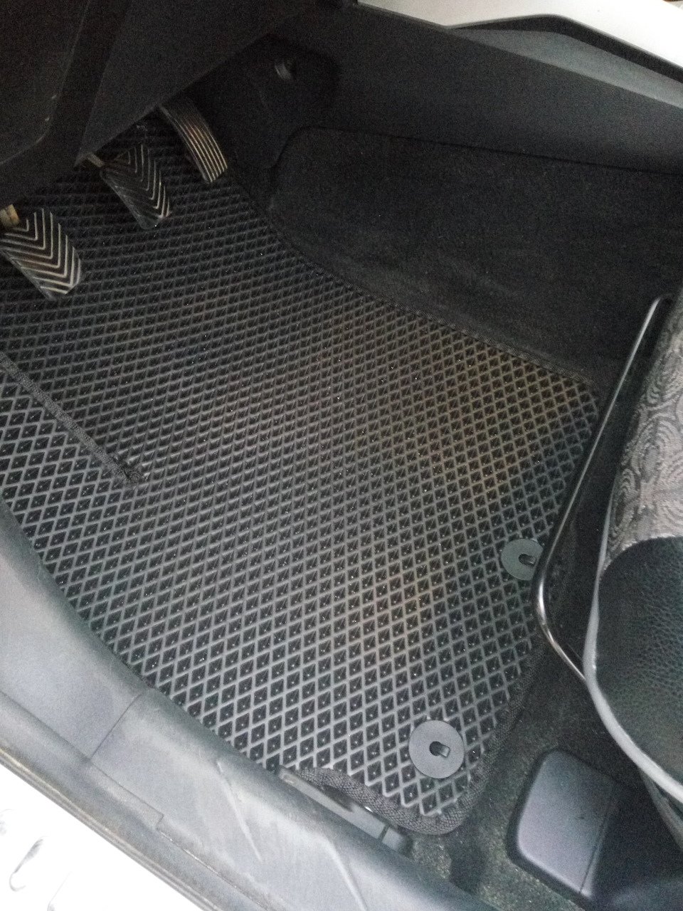 Коврики Mitsubishi Outlander 2003-2006
