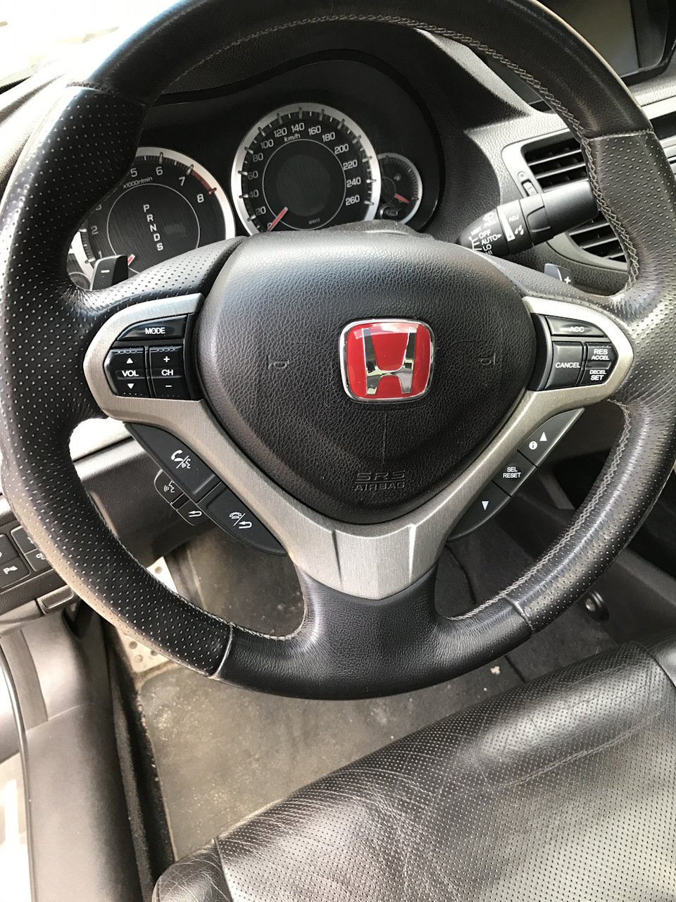Руль Accord 8
