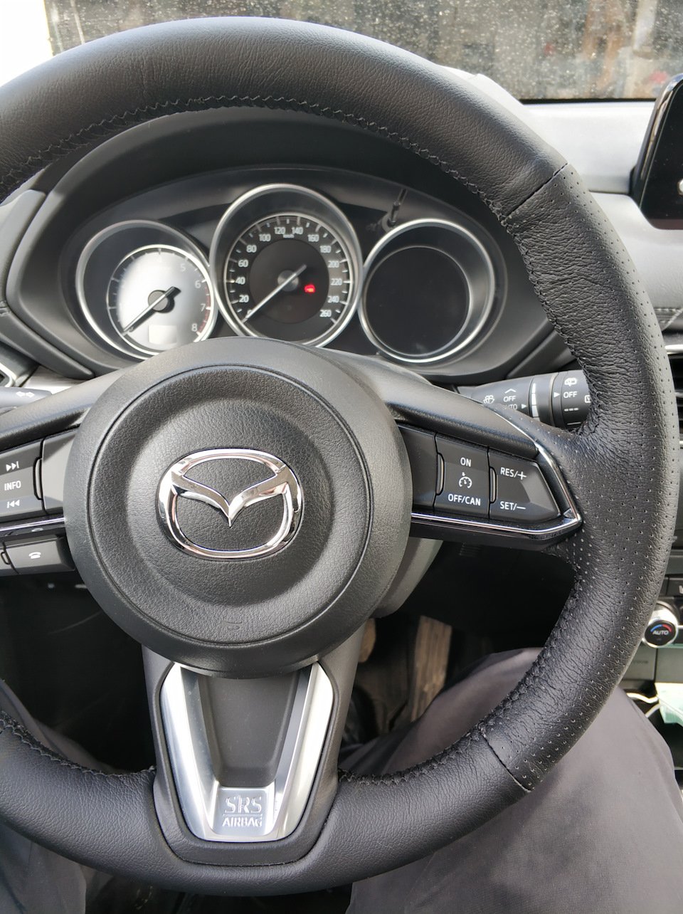 Mazda CX 7 руль алькантара