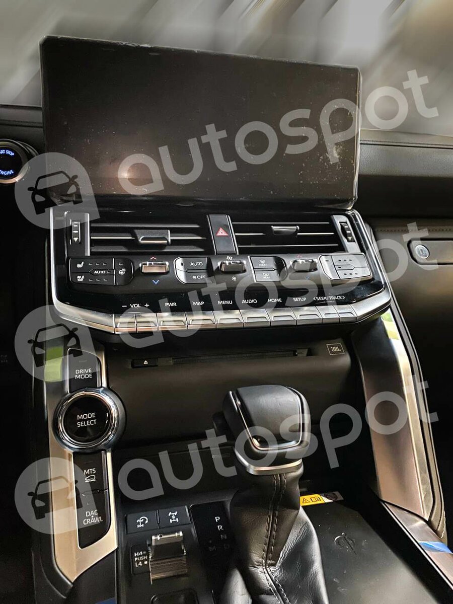 Toyota Land Cruiser 2021 салон