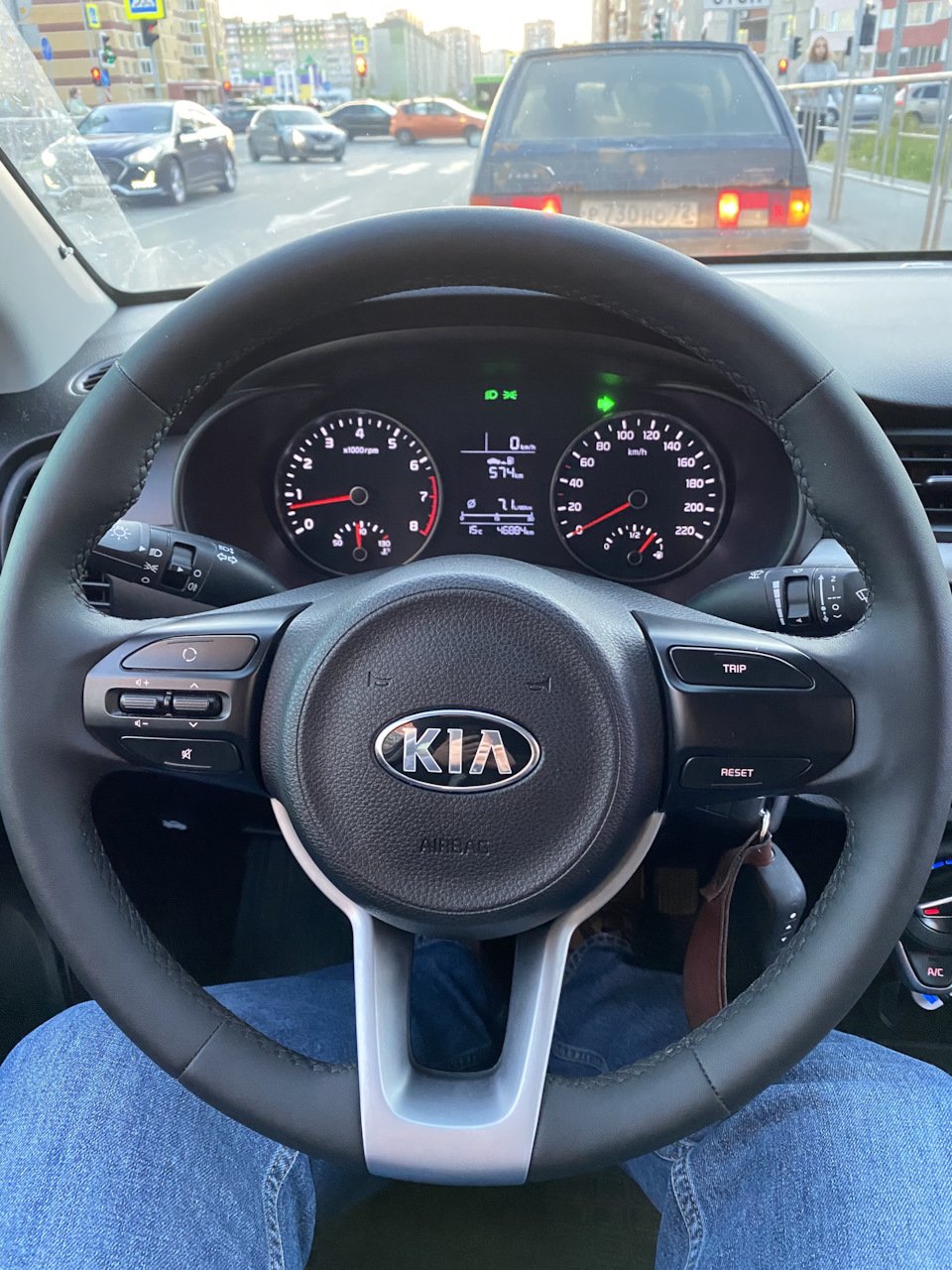 Kia Rio 4 руль