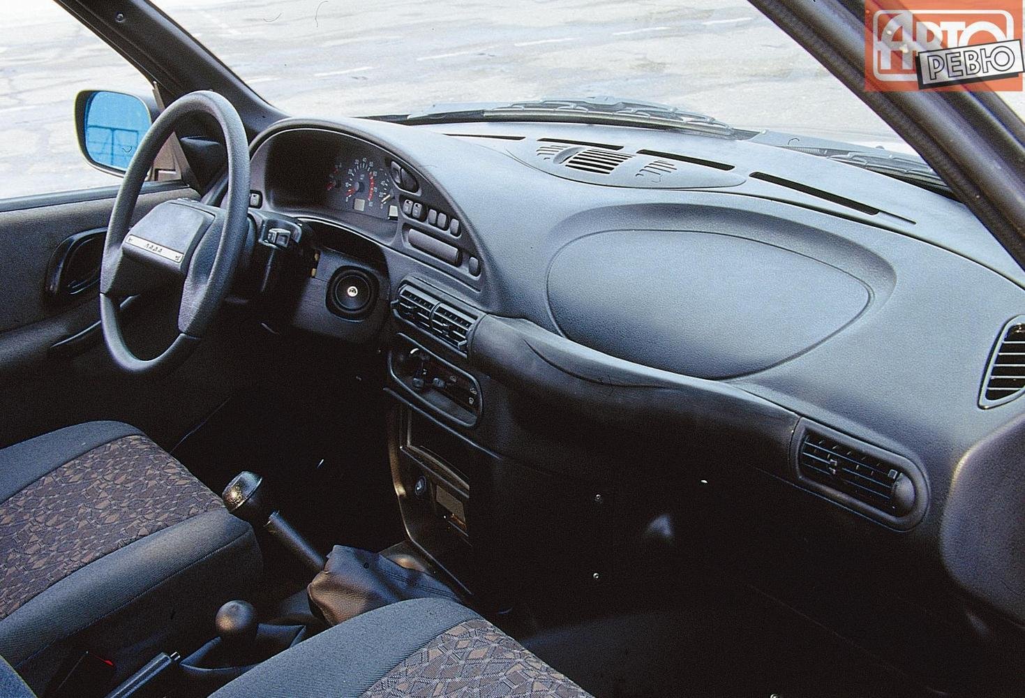 Chevrolet Niva 1998 салон