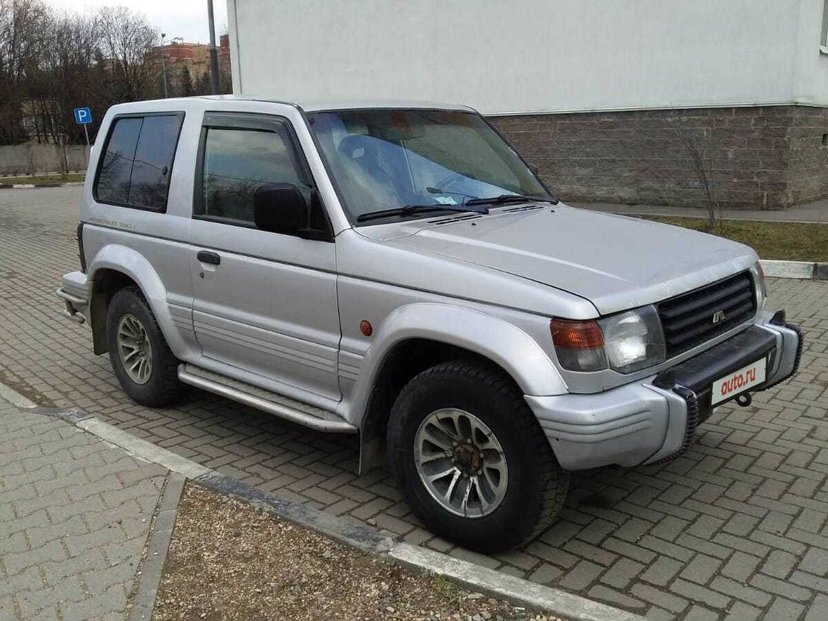 Mitsubishi Pajero II 1990