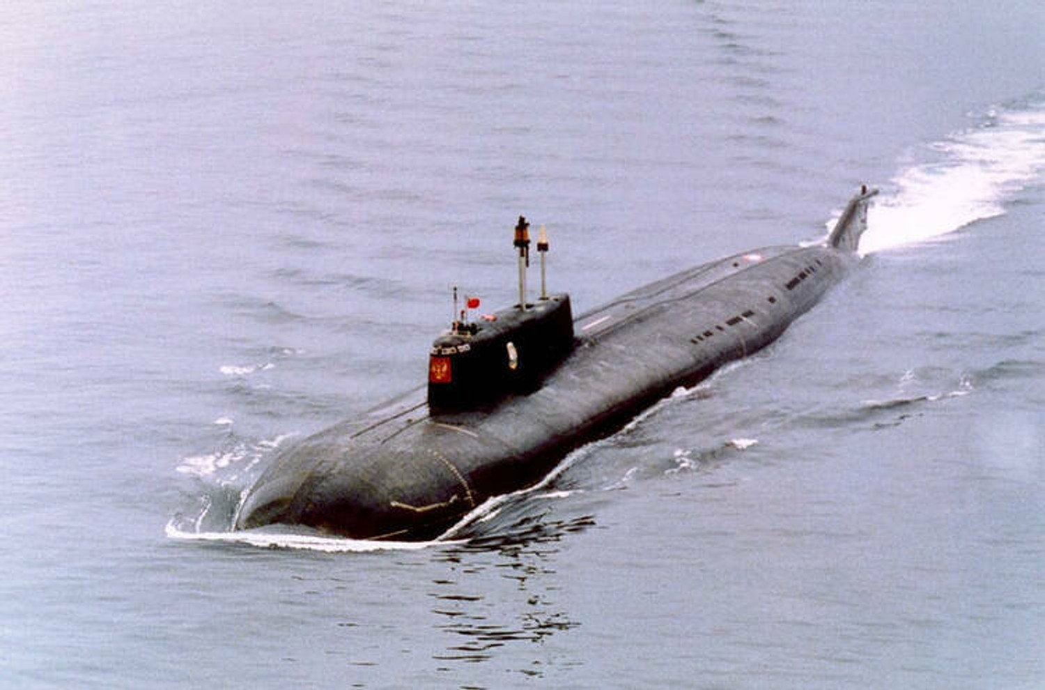 Торпеды курска. Подводная лодка к-141 «Курск». Атомная подводная лодка Курск. Атомная подлодка Курск. Гибель АПЛ Курск.
