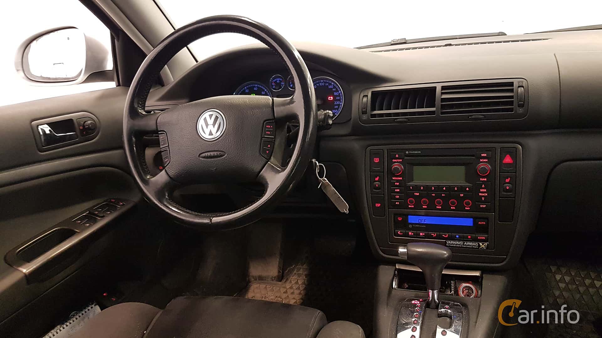 Volkswagen Passat b5 универсал салон