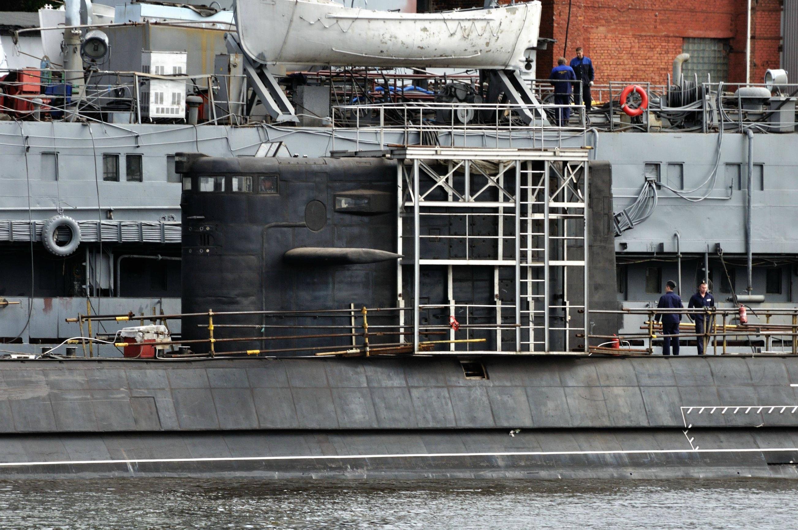 Корпус пл. ДЭПЛ пр. 677. Подводная лодка Санкт-Петербург проекта 677.