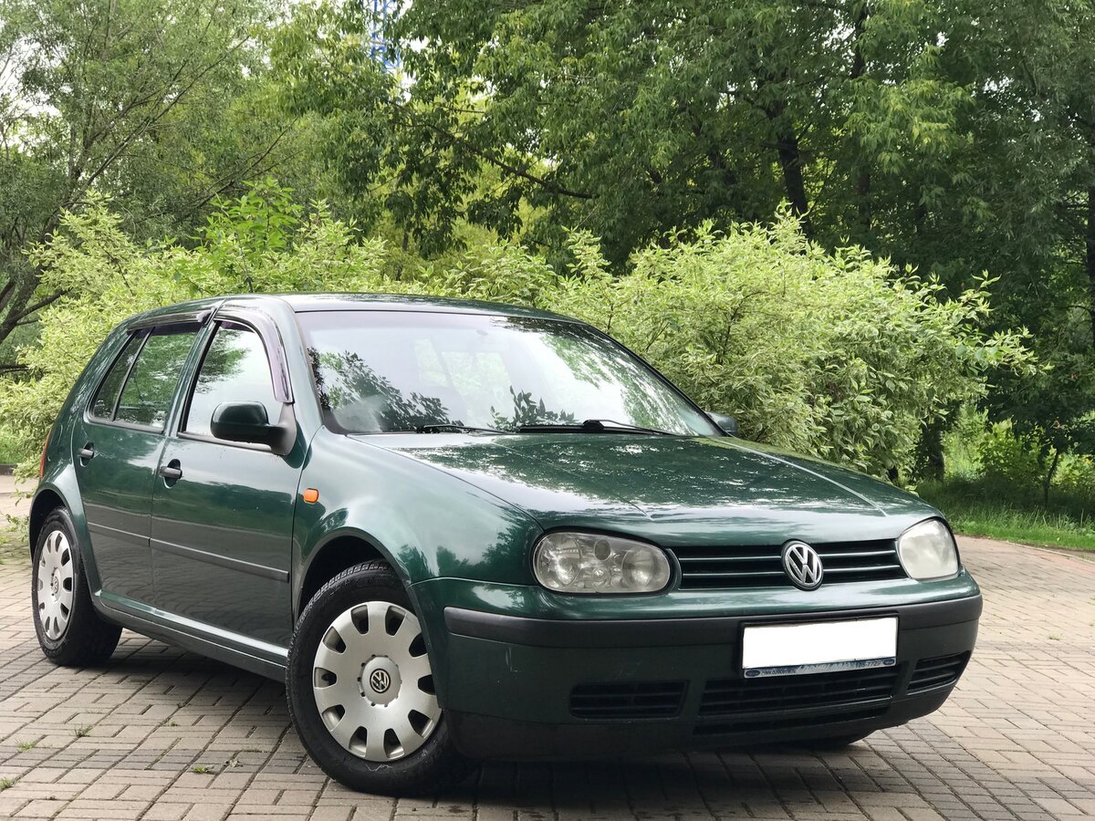 Golf 4 1998. Фольксваген гольф 4 1998г. Фольксваген гольф хэтчбек 1998г. Фольксваген гольф 4 1.6.