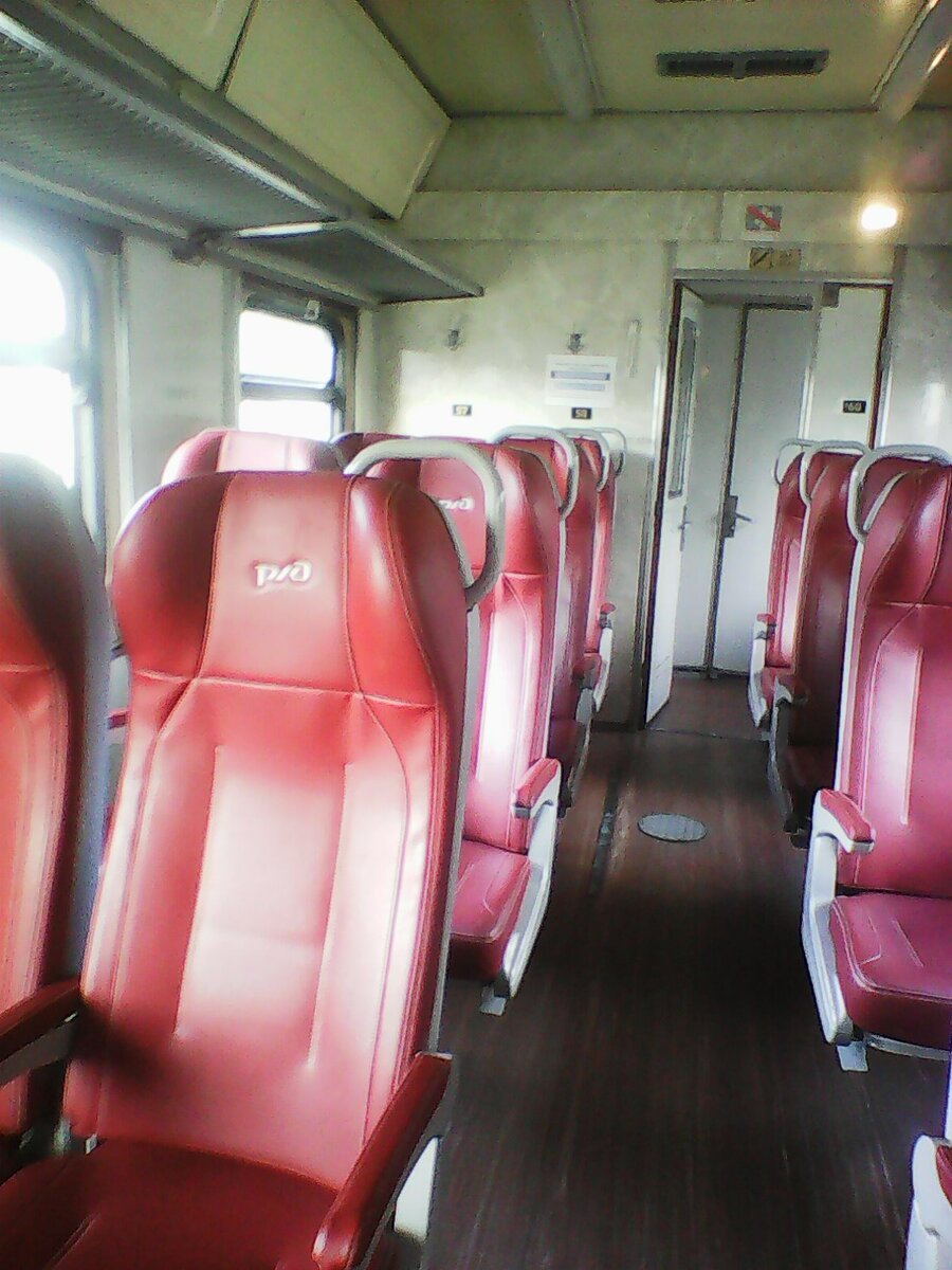 общий вагон в поезде фото ржд