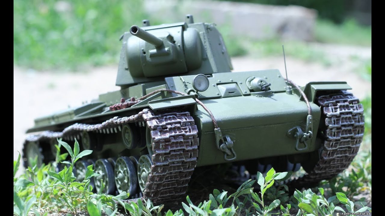 Советский танк кв-1
