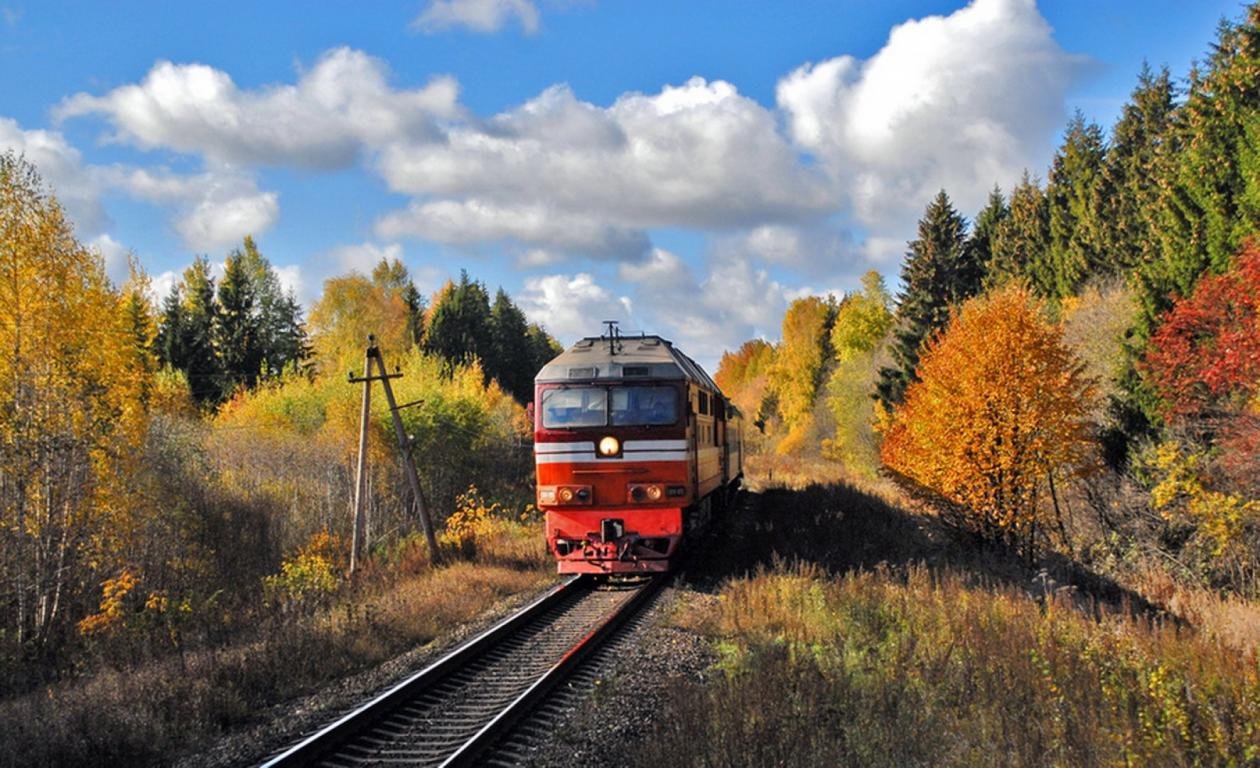 Осенний поезд