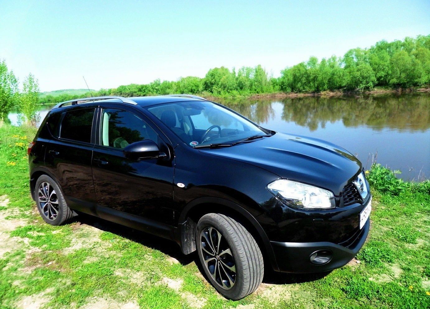 После черный фото. Ниссан Кашкай черный. Nissan Qashqai черный. Ниссан Кашкай 1 поколения черный. Qashqai +2 j10 черный.