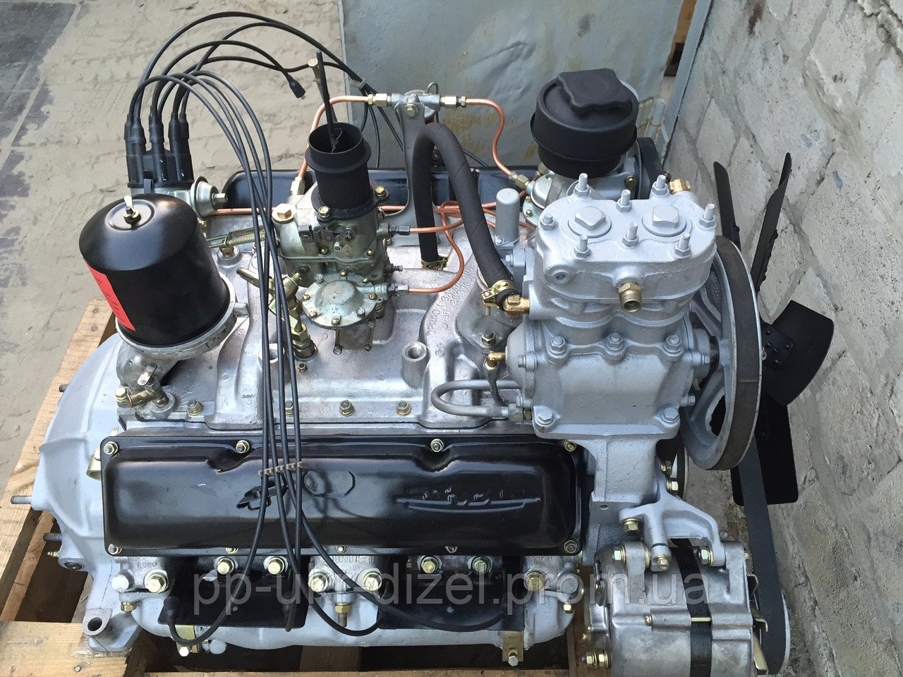 Мотор зил 131. Двигатель ЗИЛ 131 130. Мотор ЗИЛ 130 бензиновый. ЗИЛ 130 С 6 цилиндровым двигателем. Двигатель ЗИЛ-130-508.1000400-64.