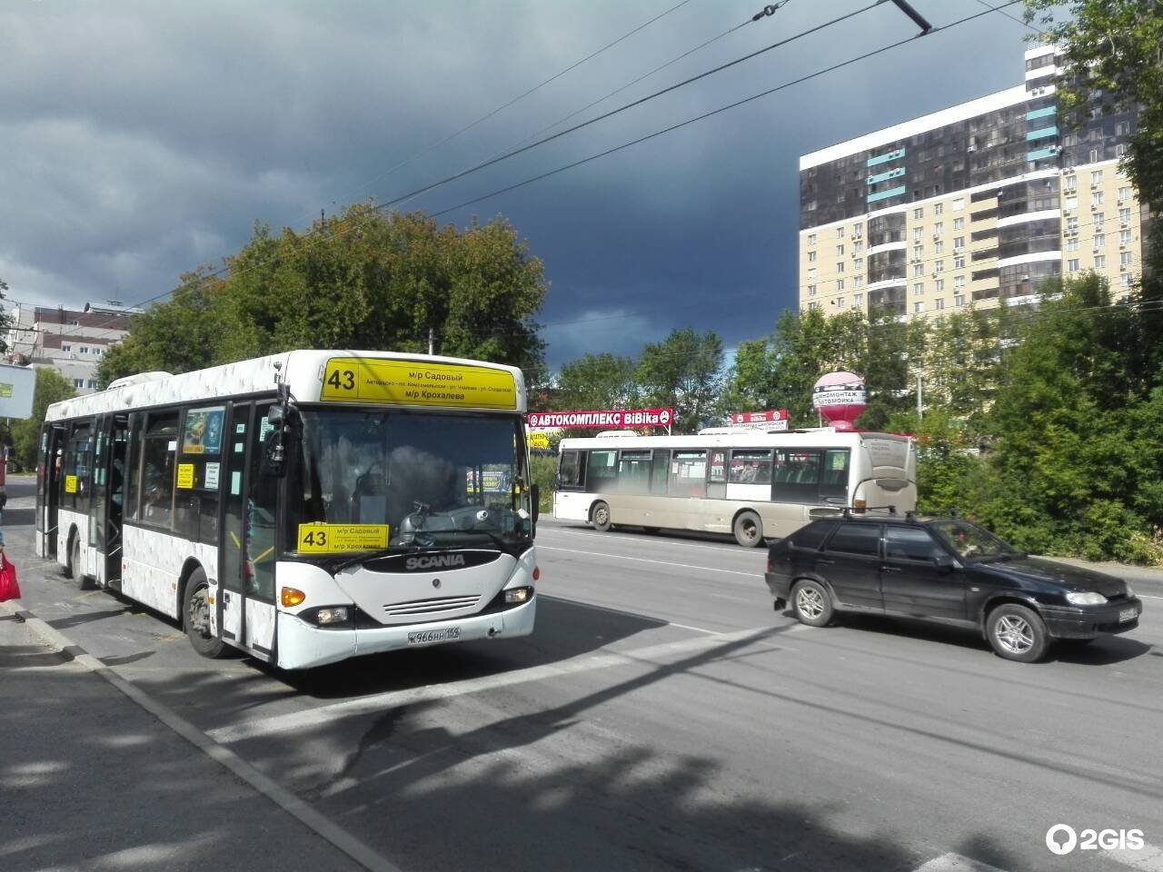 Отслеживать 43 автобус. Автобус 75. Автобус Хендай 43. Автобус 75 Москва. Hyundai (43), р113рр116.