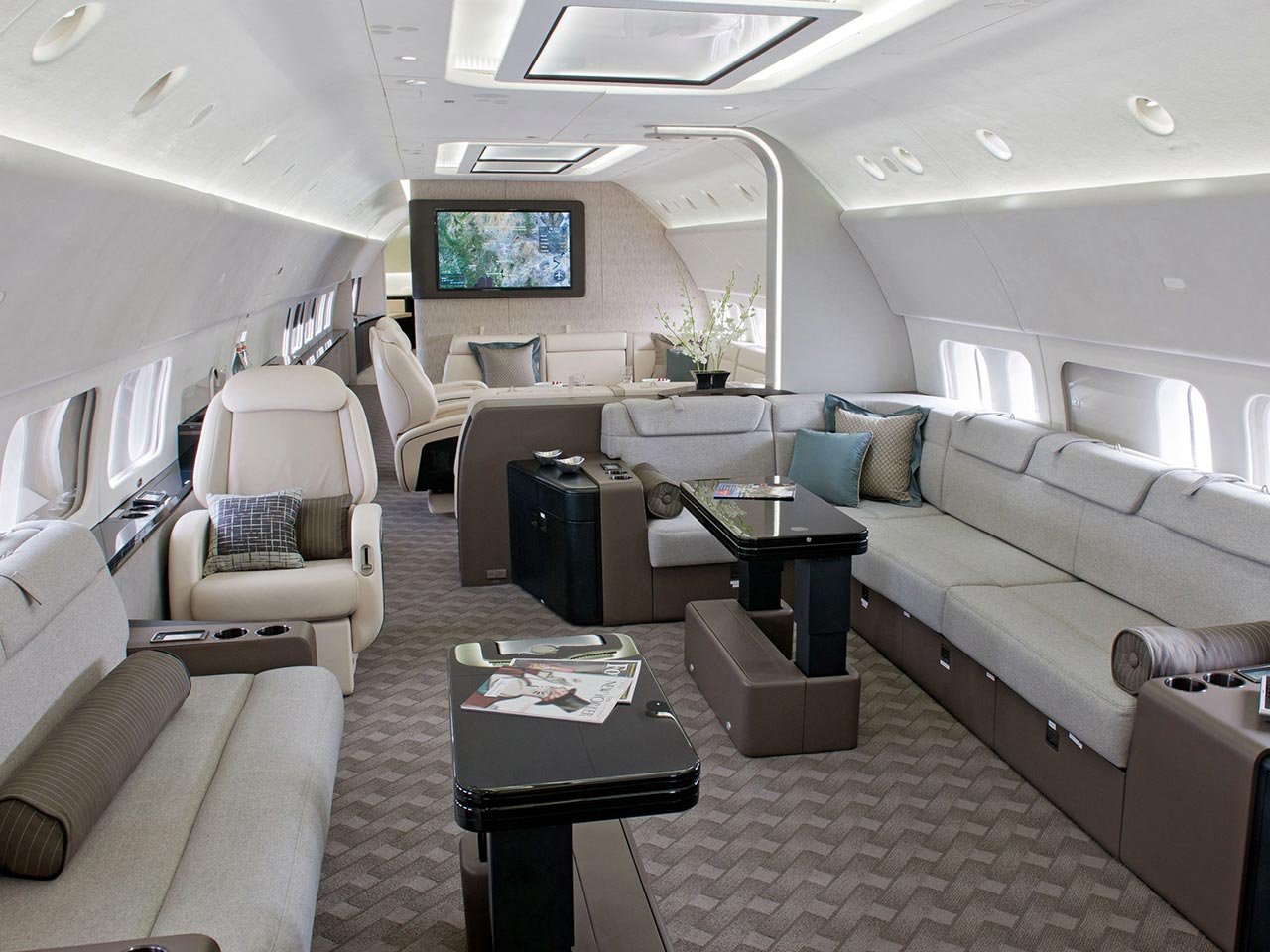 Группа самолет отделка. VIP самолет Boeing Business Jet(BBJ). Boeing Business Jet (BBJ) салон. Boeing bbj2. Боинг 787 бизнес Джет.