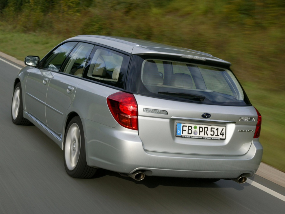 Subaru Legacy универсал