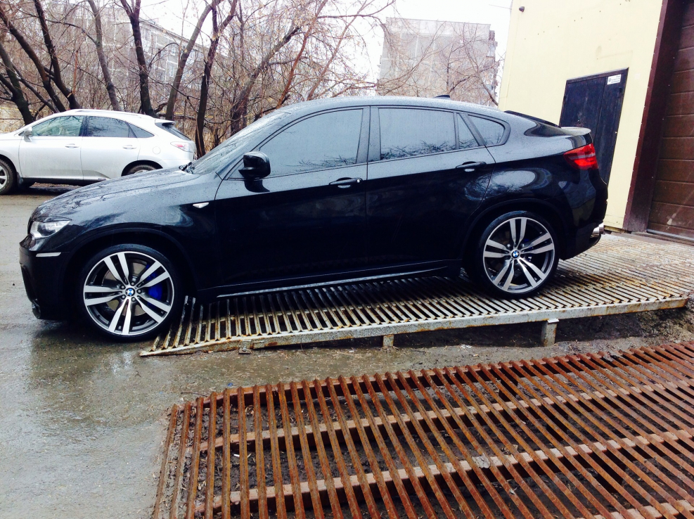 BMW x6 r20