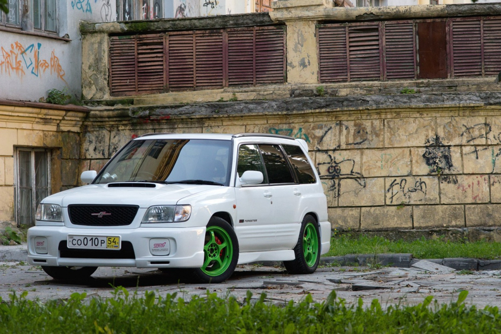 Субару Форестер sf5 STI