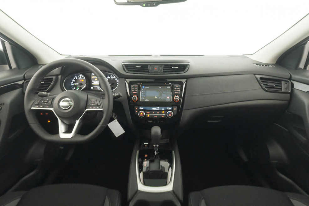Nissan Qashqai 2020 se салон