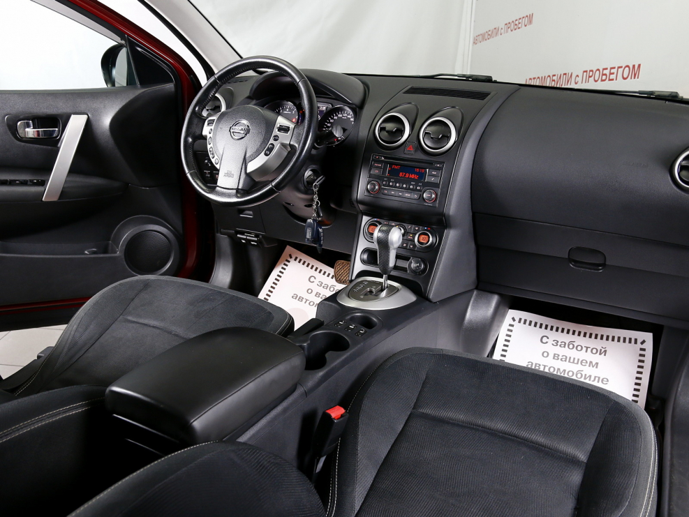 Nissan Qashqai se+ 2.0 MT интерьер