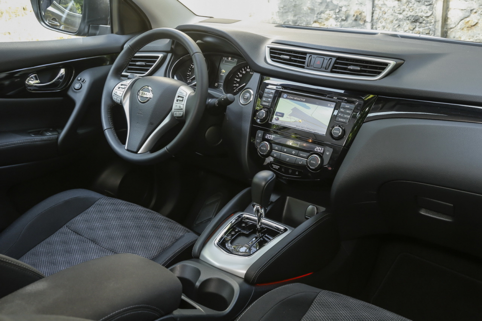 Nissan Qashqai 2019 интерьер se