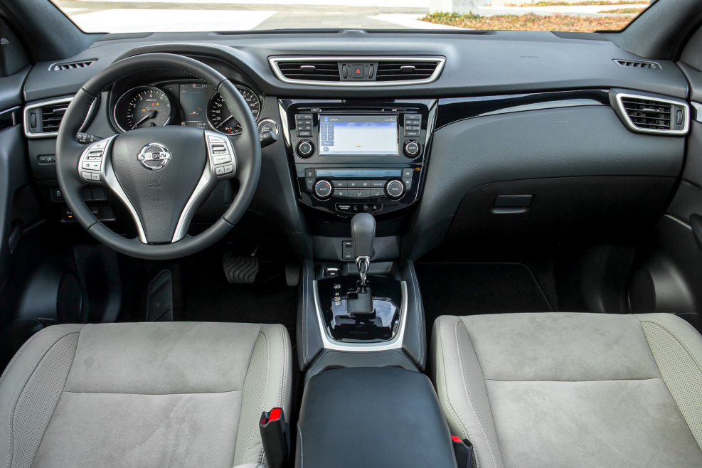 Nissan Qashqai II Рестайлинг салон